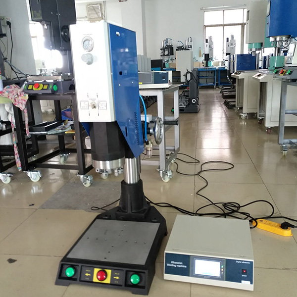 桌上型追频超声波塑料...