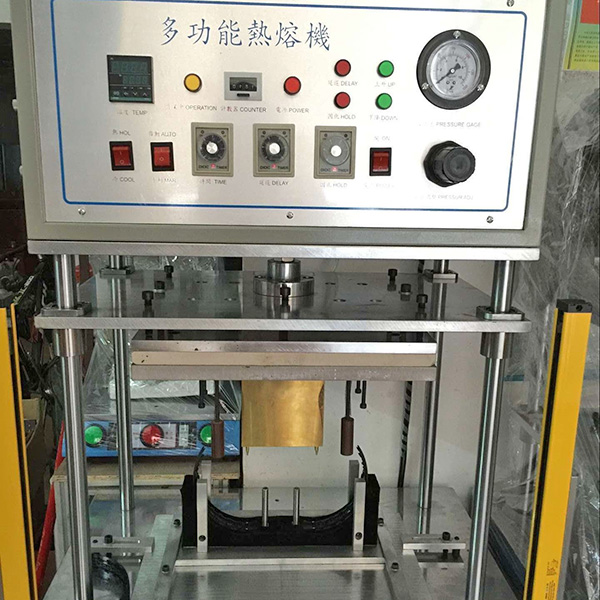 小四柱型热熔机