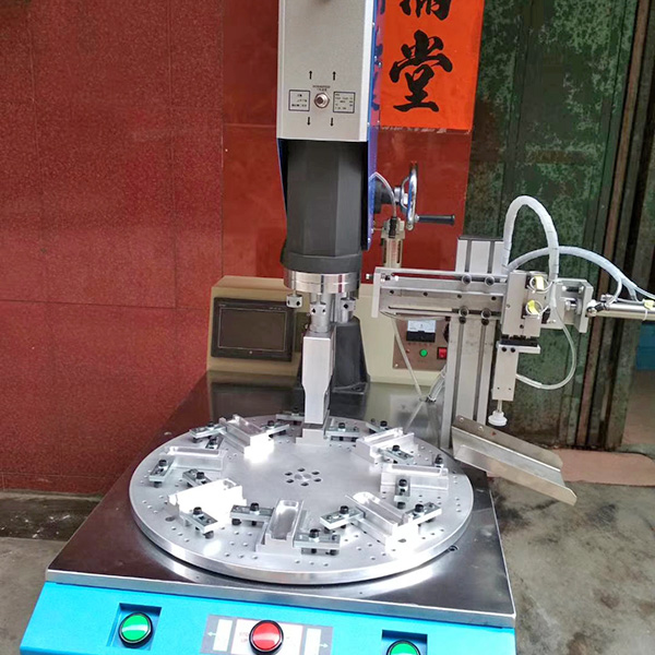 非标自动化超声波焊接...